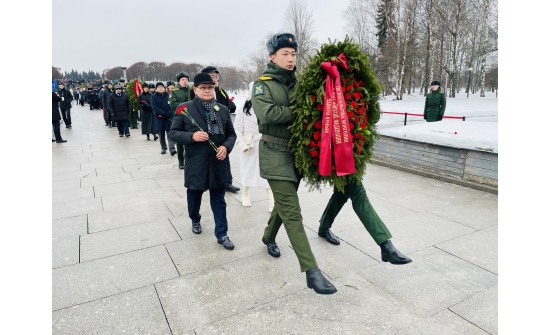 ЭЛЧИН САЙД Ө.ЭНХТҮВШИН ЛЕНИНГРАД ХОТЫГ ФАШИСТЫН БҮСЛЭЛТЭЭС БҮРЭН ЧӨЛӨӨЛСНИЙ 80 ЖИЛИЙН ОЙН АРГА ХЭМЖЭЭНД ОРОЛЦОВ